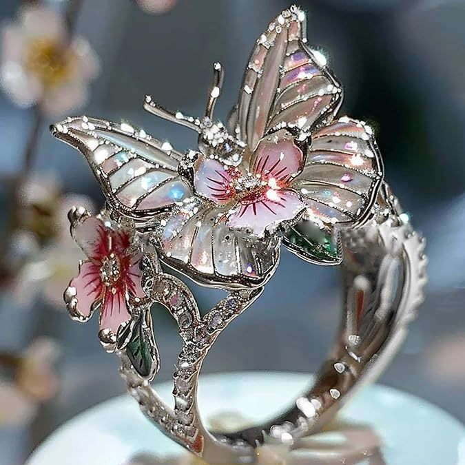 Extravaganter Ring